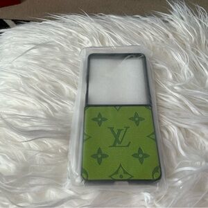 Samsung Galaxy 7 flip Green Designer Phone Case